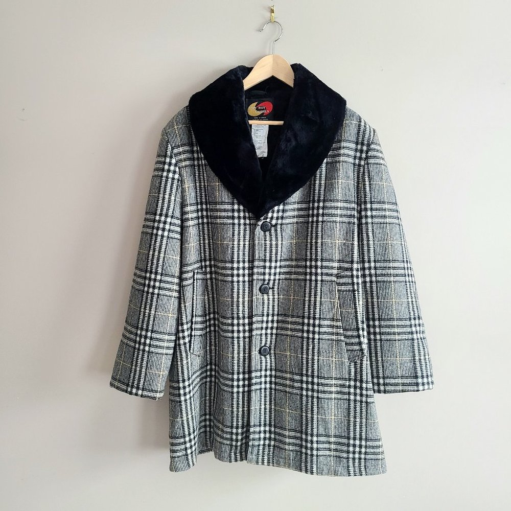 Vintage 50s 60s Con-Roy Casuals gray plaid wool man coat black faux fur collar.